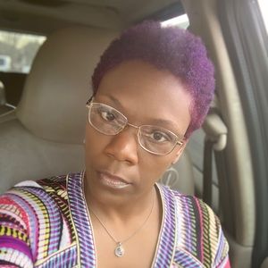 Meet your Posher, Shemika